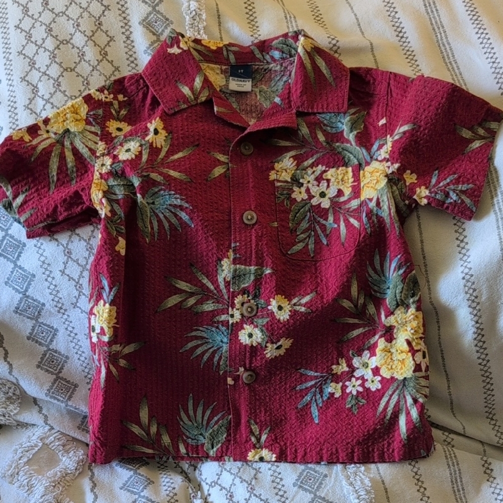 Kids Old Navy Floral Red Seersucker Shirt